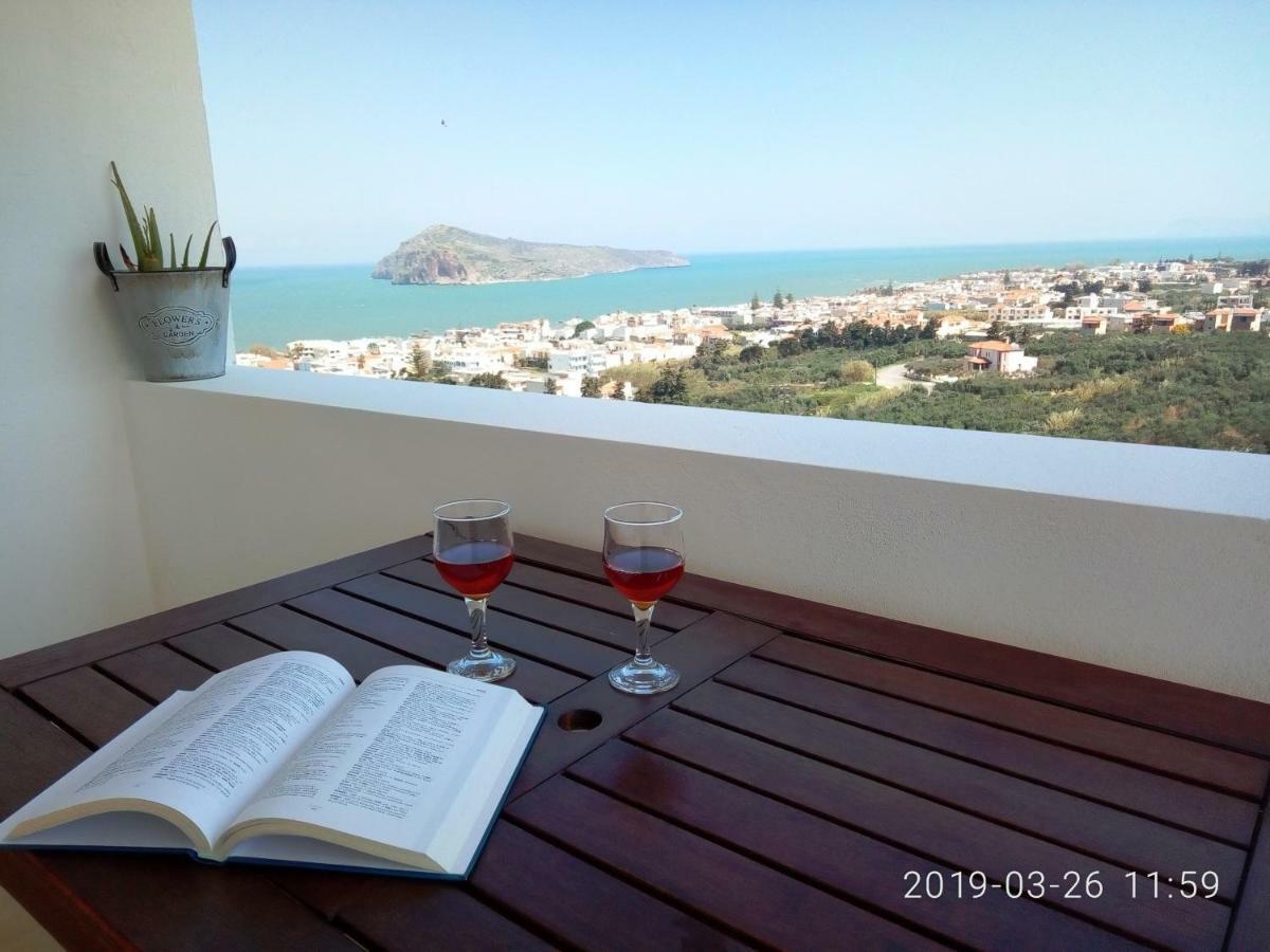 Thea Apartment Agia Marina  Exterior photo